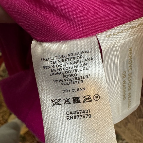 NEW W/O Tags Ann Taylor Petite 95% wool coat, SP - Picture 3 of 6